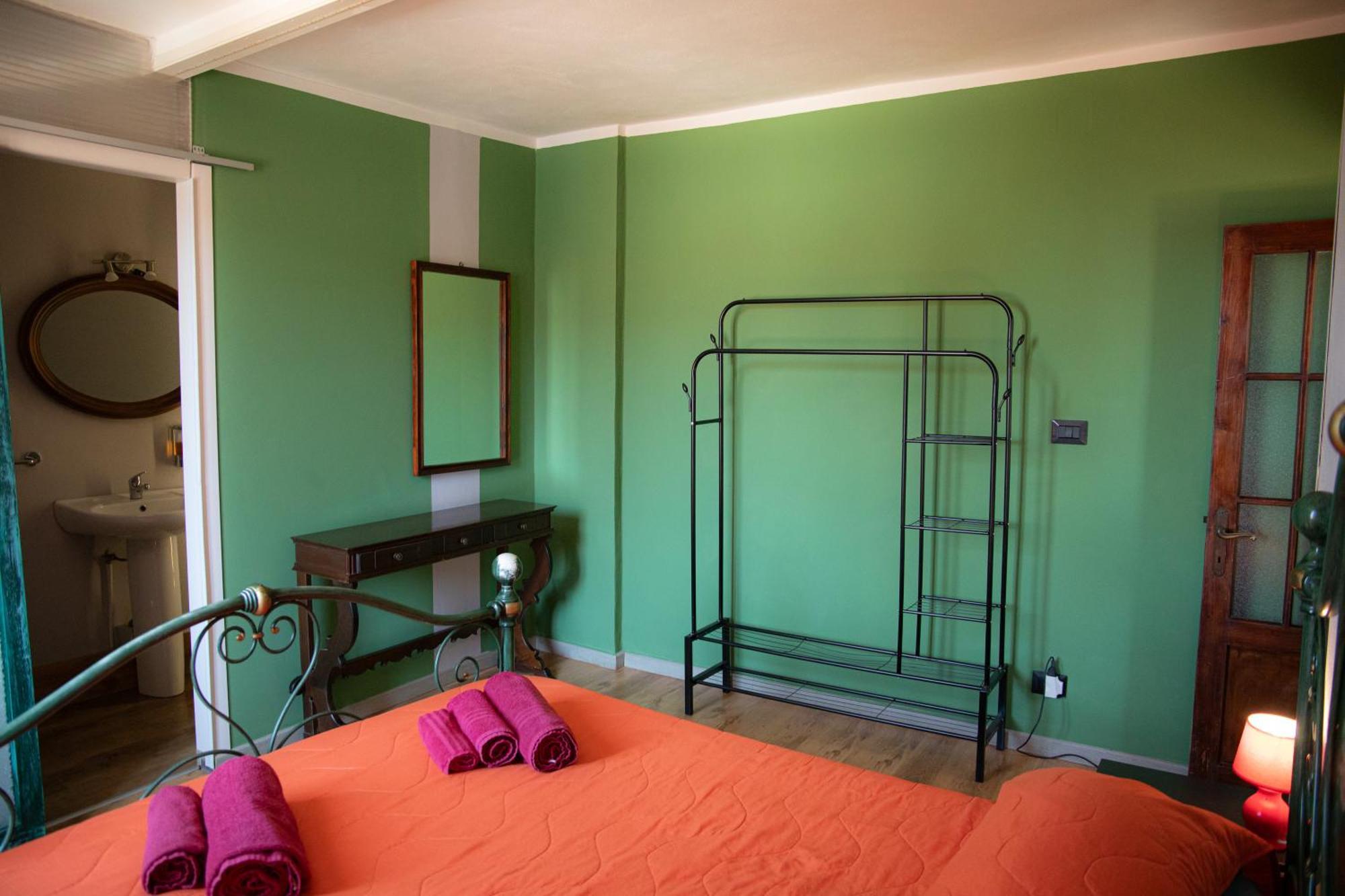 Le Mura Antiche Rooms Сассари Экстерьер фото