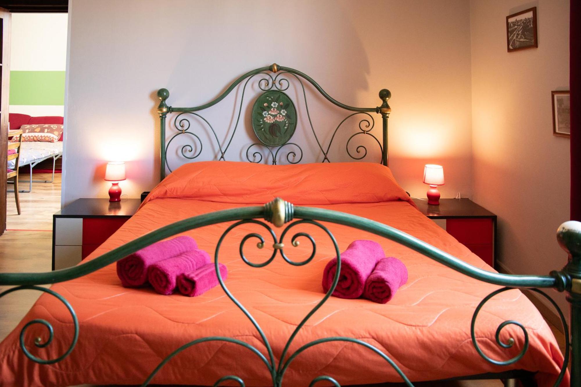 Le Mura Antiche Rooms Сассари Экстерьер фото